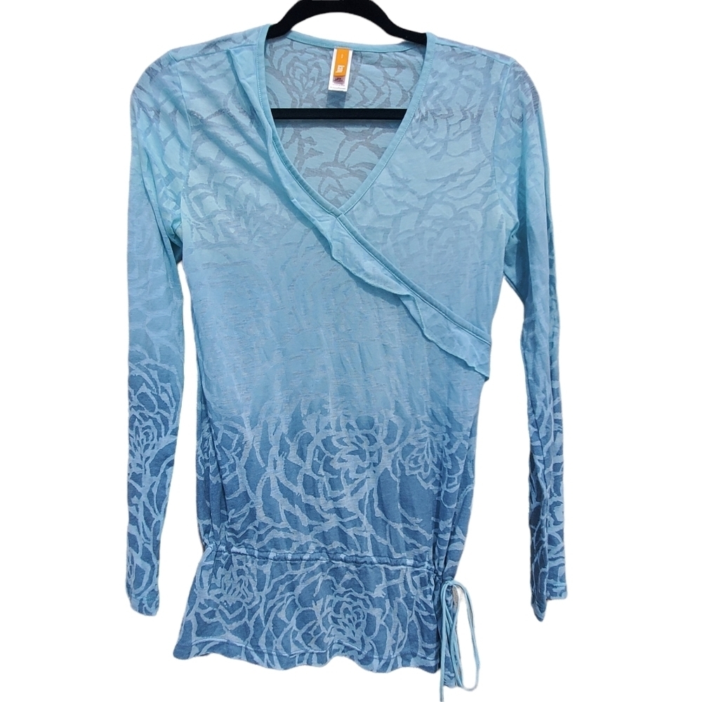 LUCY Blue Dip Dye Long Sleeve Athletic Yoga Activewear Burnout Top - Size Small